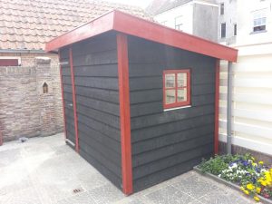 Overstek voor gemetselde schuur