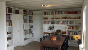 Boekenkast met verstelbare planken