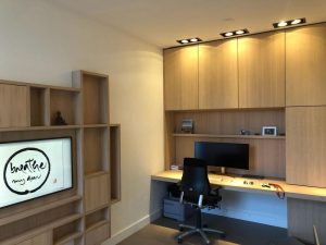 Tv meubel en kasten wand